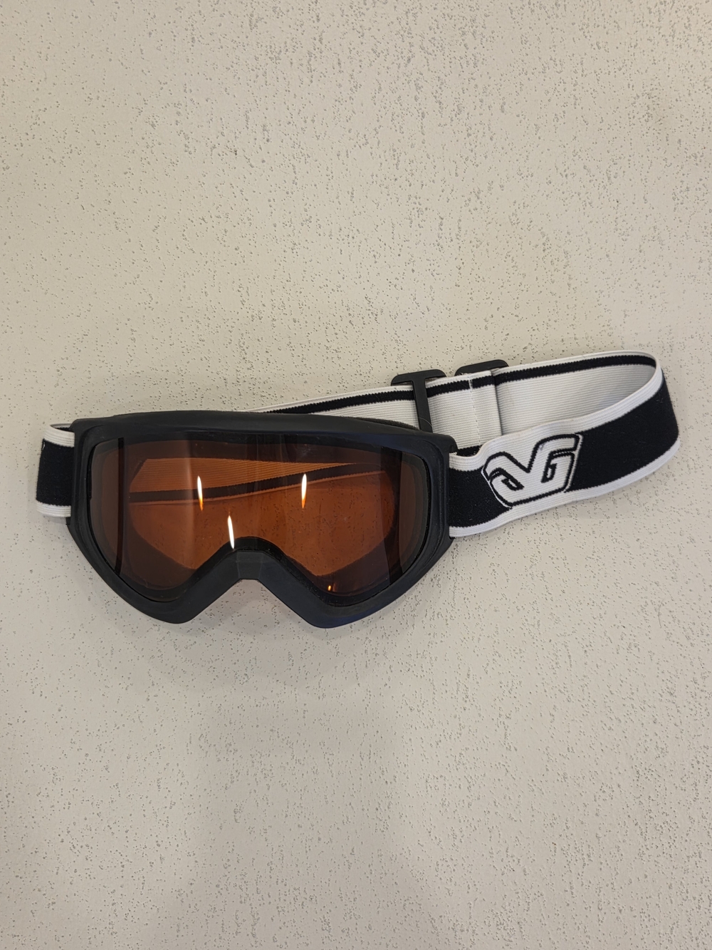 Black Frame Ski Goggles with Amber Lens and White/Black Strap